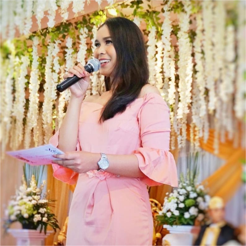 Professional master of ceremony service by Helvetica Events